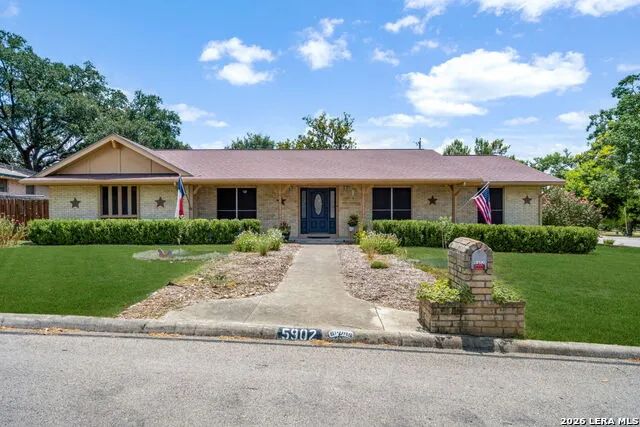 5902 Northgap St Windcrest, TX 78239
