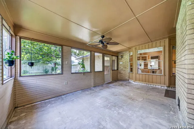 5902 Northgap St Windcrest, TX 78239