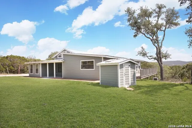 693 Snake Pipe Creek, TX 78063