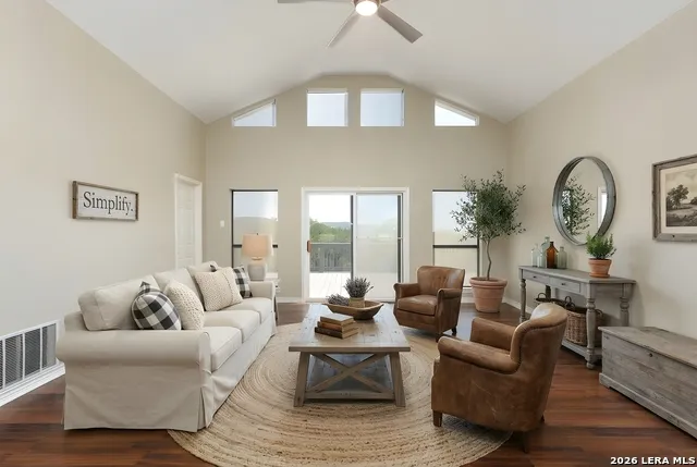 693 Snake Pipe Creek, TX 78063