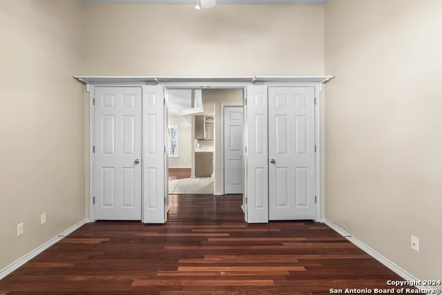 434 Vicksburg Ave Kerrville, TX 78028