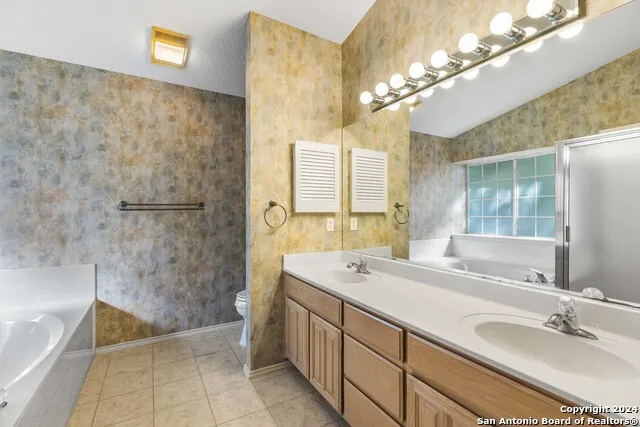434 Vicksburg Ave Kerrville, TX 78028