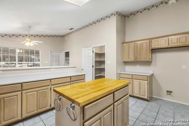 434 Vicksburg Ave Kerrville, TX 78028