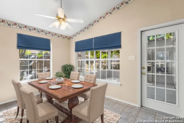 434 Vicksburg Ave Kerrville, TX 78028
