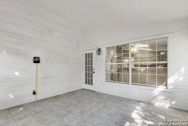 434 Vicksburg Ave Kerrville, TX 78028