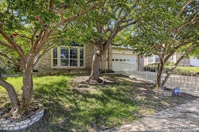 434 Vicksburg Ave Kerrville, TX 78028