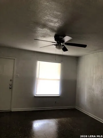 6223 SLATE VALLEY DR San Antonio, TX 78242