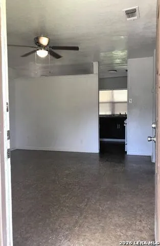 6223 SLATE VALLEY DR San Antonio, TX 78242