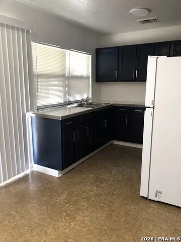 6223 SLATE VALLEY DR San Antonio, TX 78242