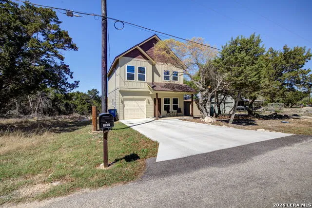1577 Whispering Hills Canyon Lake, TX 78133