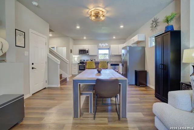1577 Whispering Hills Canyon Lake, TX 78133