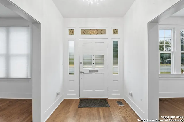 524 Getty Uvalde, TX 78801