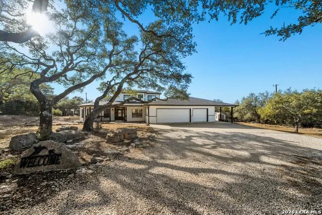852 Crossbow Canyon Lake, TX 78133