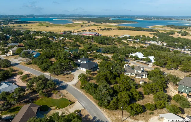 852 Crossbow Canyon Lake, TX 78133