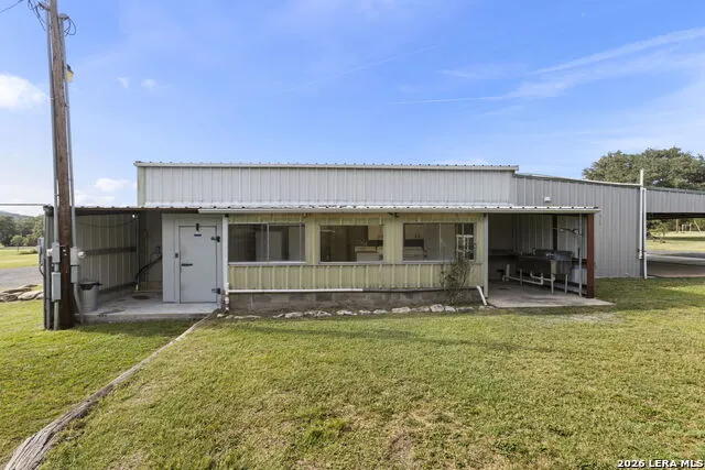 1892 Thunder Creek Rd Utopia, TX 78884