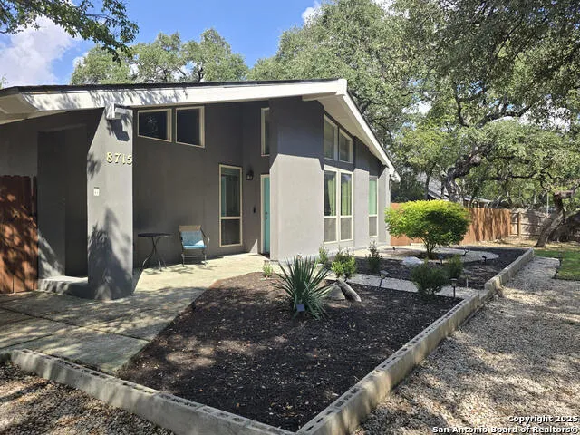 8715 Post Oak San Antonio, TX 78217