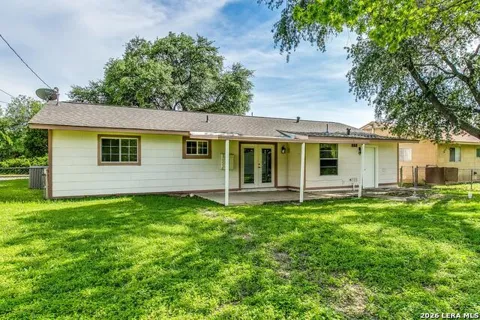 4431 CLEAR SPRING DR