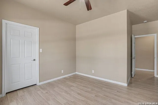 1005 County Road 678 Natalia, TX 78059