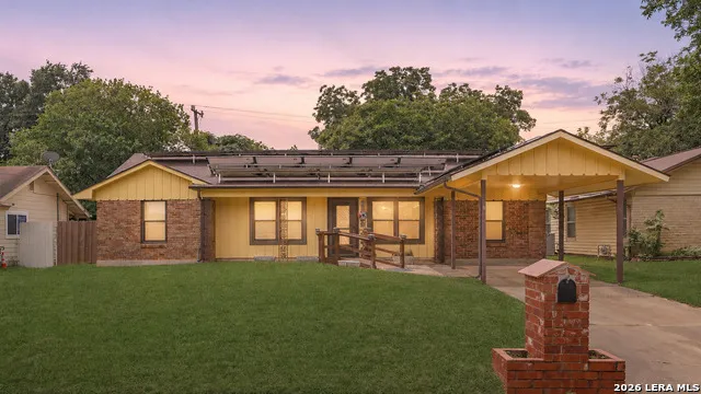 105 Scott Ave Universal City, TX 78148
