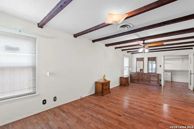105 Scott Ave Universal City, TX 78148