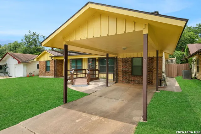 105 Scott Ave Universal City, TX 78148