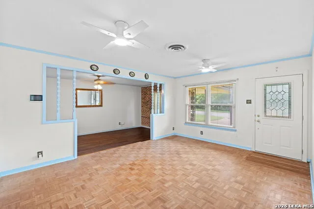 105 Scott Ave Universal City, TX 78148