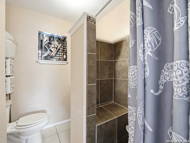 179 Howle Ave San Antonio, TX 78223