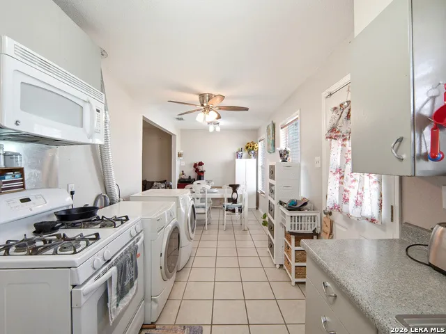179 Howle Ave San Antonio, TX 78223