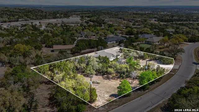 1361 Yaupon Fischer, TX 78623