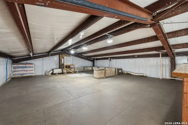 10130 Obrien Atascosa, TX 78002
