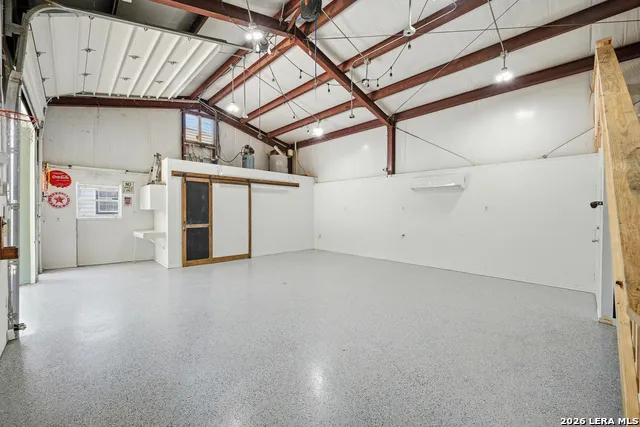 10130 Obrien Atascosa, TX 78002