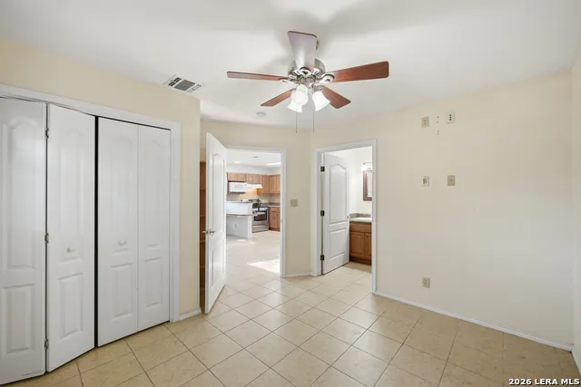 10130 Obrien Atascosa, TX 78002