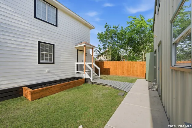10130 Obrien Atascosa, TX 78002