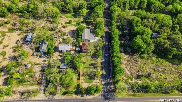 10130 Obrien Atascosa, TX 78002