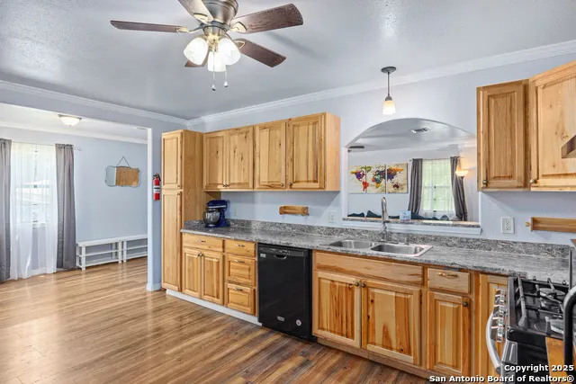 904 State Highway 173 Bandera, TX 78003