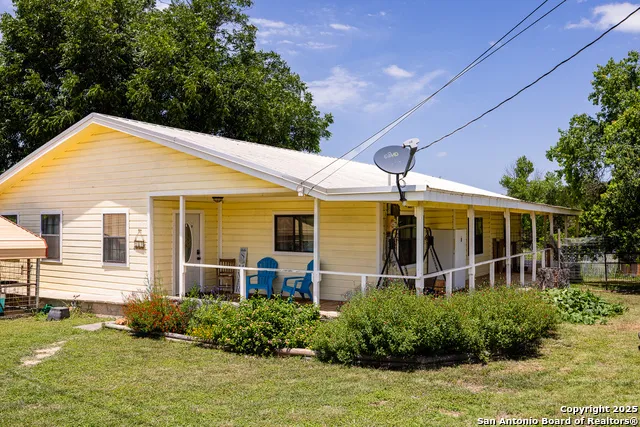 904 State Highway 173 Bandera, TX 78003