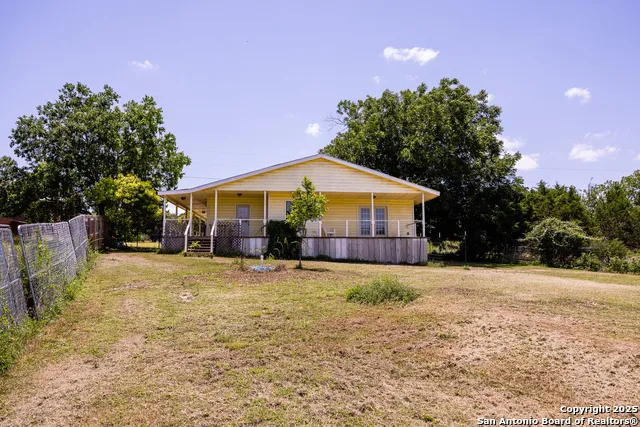 904 State Highway 173 Bandera, TX 78003