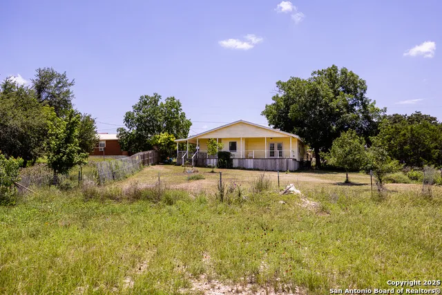 904 State Highway 173 Bandera, TX 78003