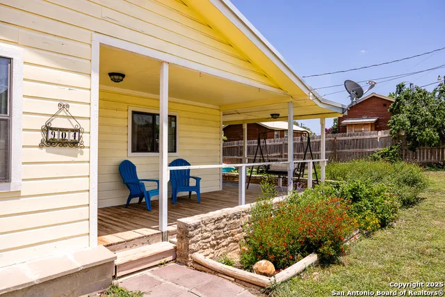 904 State Highway 173 Bandera, TX 78003