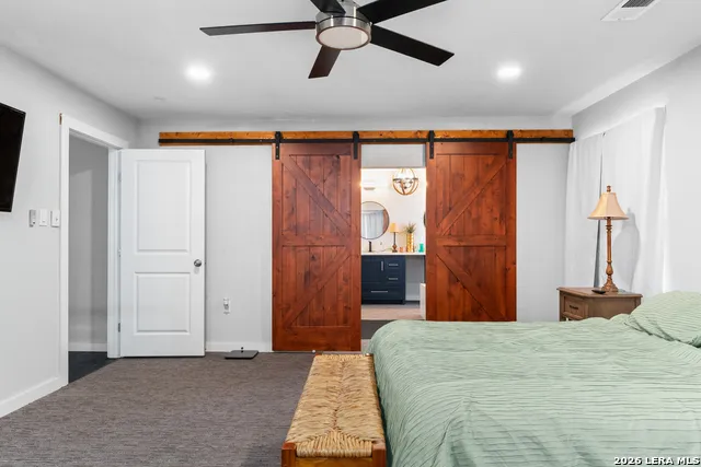 15285 skaggs Atascosa, TX 78002