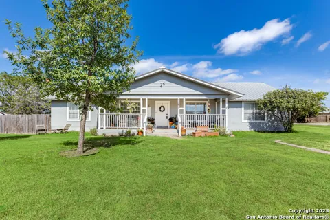 1299 Oakridge