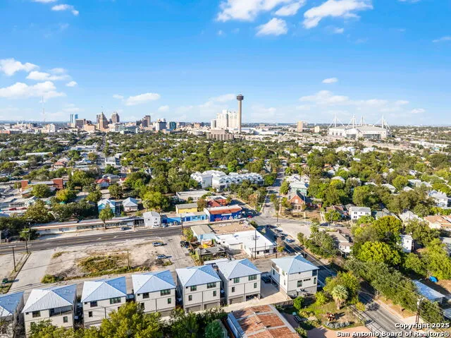 110 Playmoor San Antonio, TX 78210