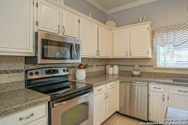 8410 Tiguex Universal City, TX 78148