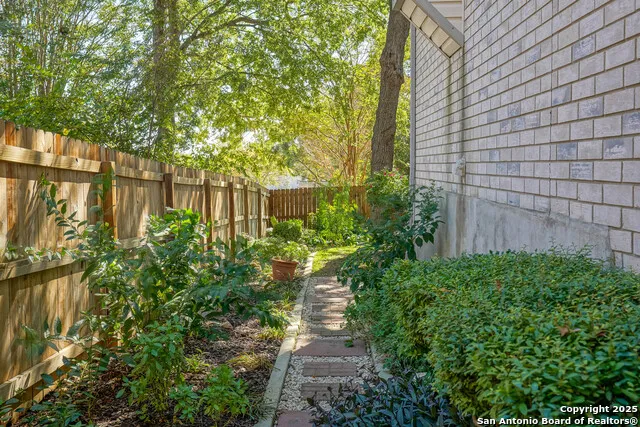 8410 Tiguex Universal City, TX 78148