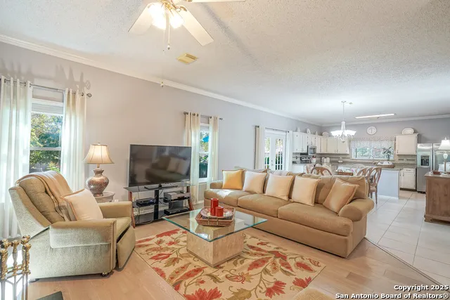 8410 Tiguex Universal City, TX 78148