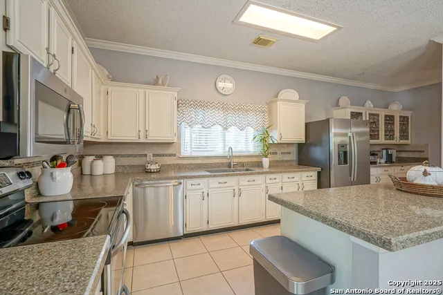 8410 Tiguex Universal City, TX 78148