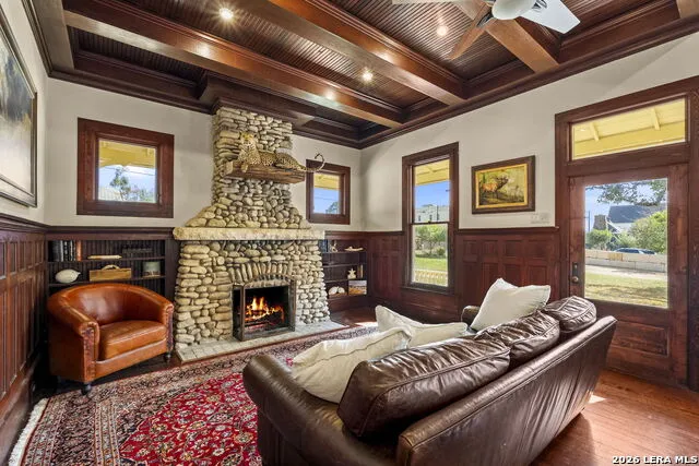 107 High Street Comfort, TX 78013