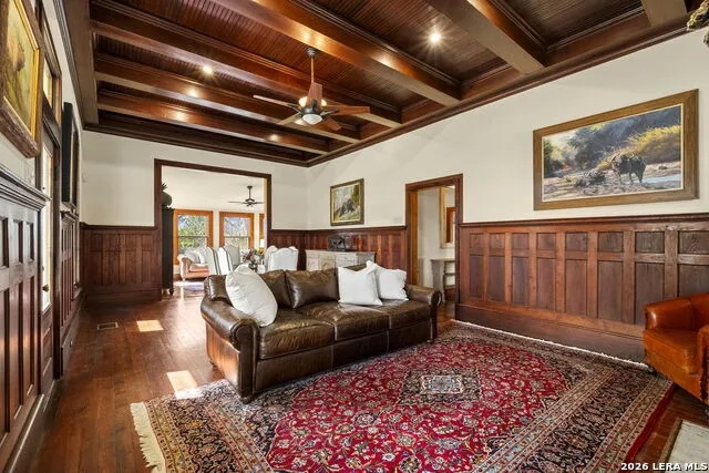 107 High Street Comfort, TX 78013