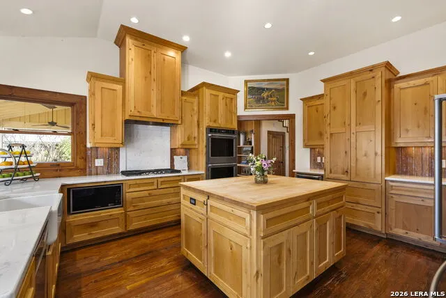107 High Street Comfort, TX 78013