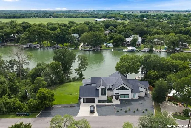 230 Turtle Ln Seguin, TX 78155